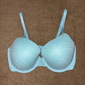 PINK Wear Everywhere Lightly Lined Tshirt Bra size 34DD